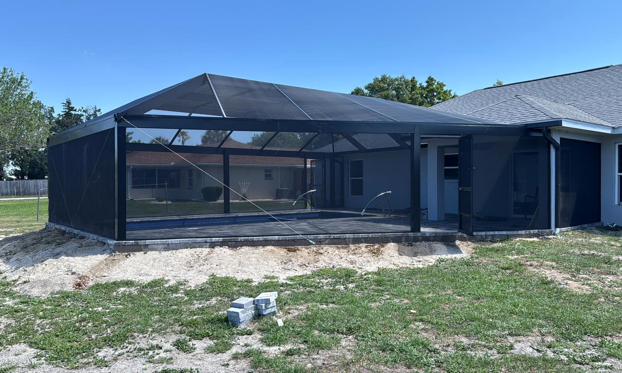 Real ES-CONTRACTORS screen enclosure project